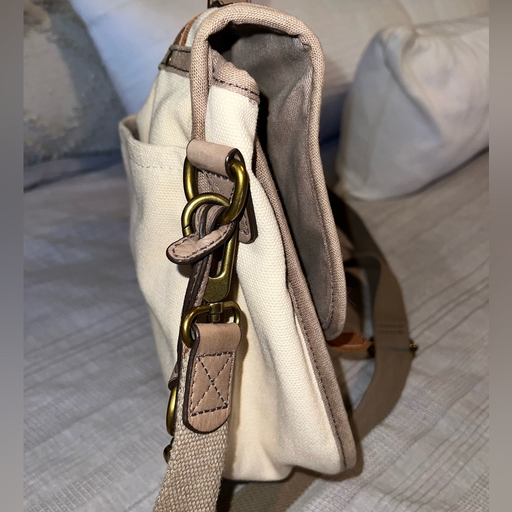 Fossil Vintage Canvas & Leather Messenger Crossbody Bag Shoulder/Crossbody Bag - Picture 9 of 11
